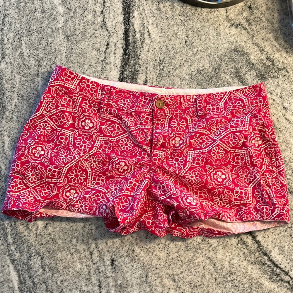 Old Navy Floral Print Chino Short - 3” inseam EUC